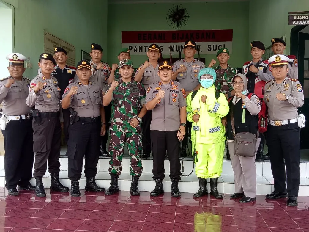 Kapolres Lumajang Kunjungi Batalyon 527 Bicara Soal Covid-19