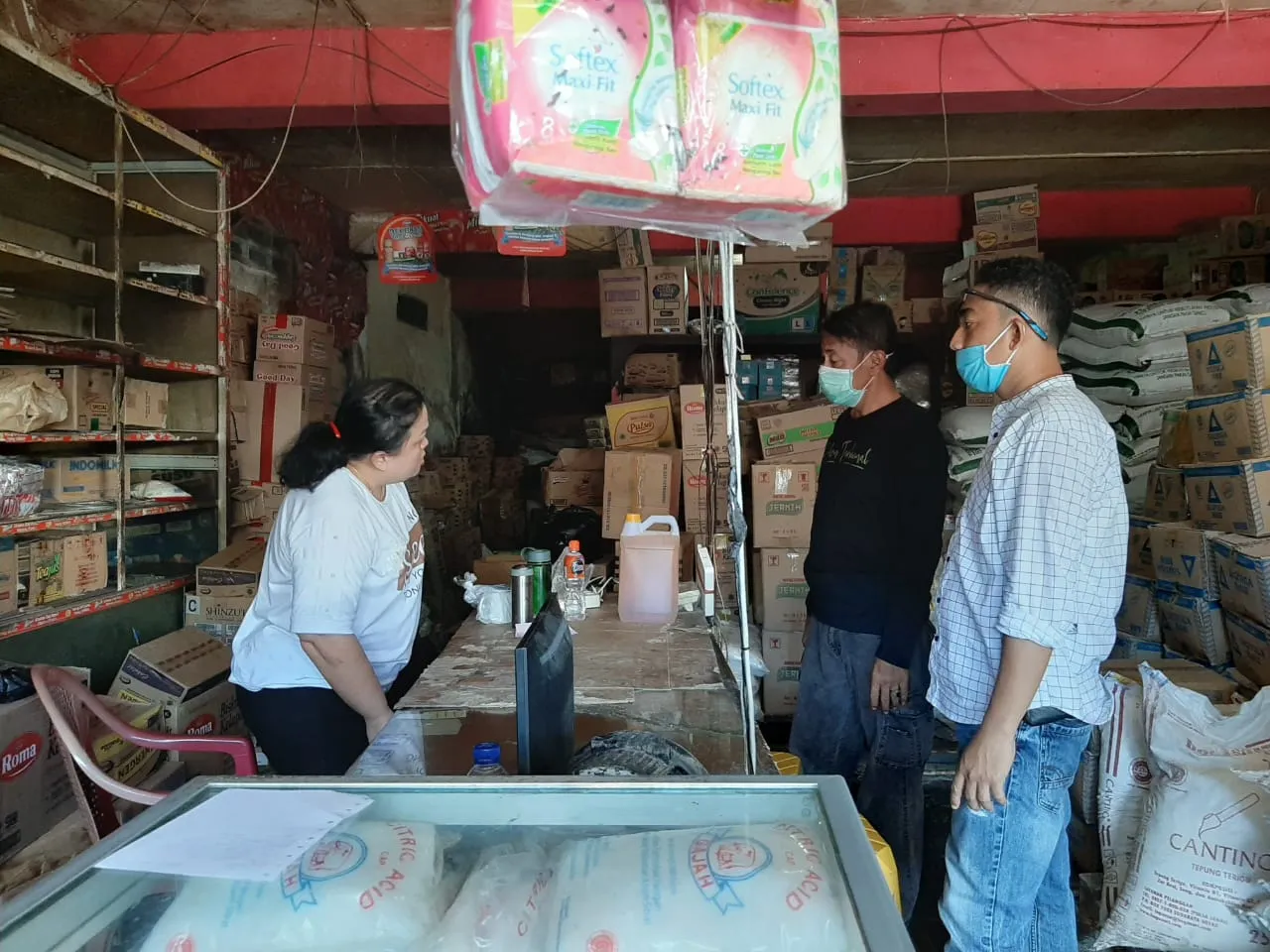 Polisi Sidak Harga dan Stok Sembako Khawatir ada Permainan di Lumajang