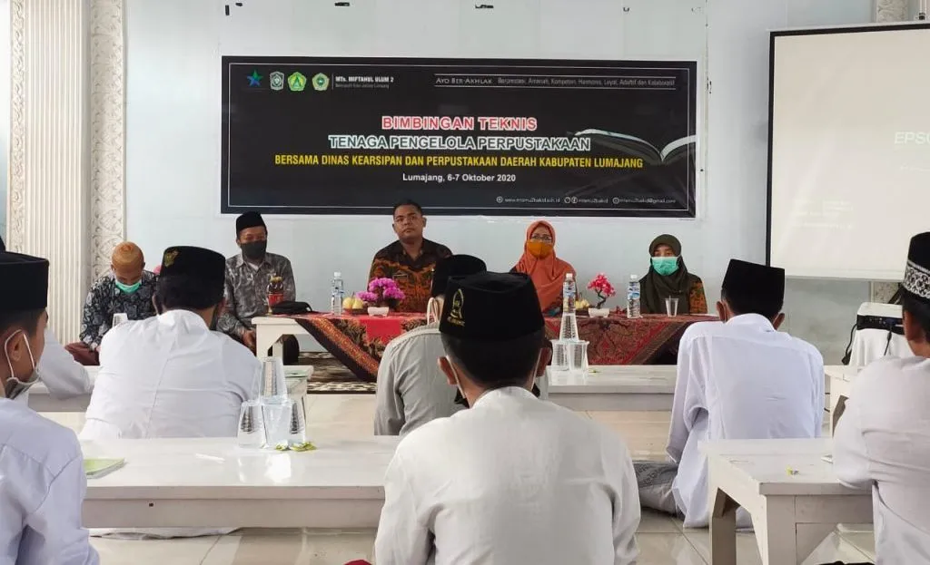 MTs Miful Bakid 2 Lumajang Gelar Bimtek Pengelolaan Perpustakaan