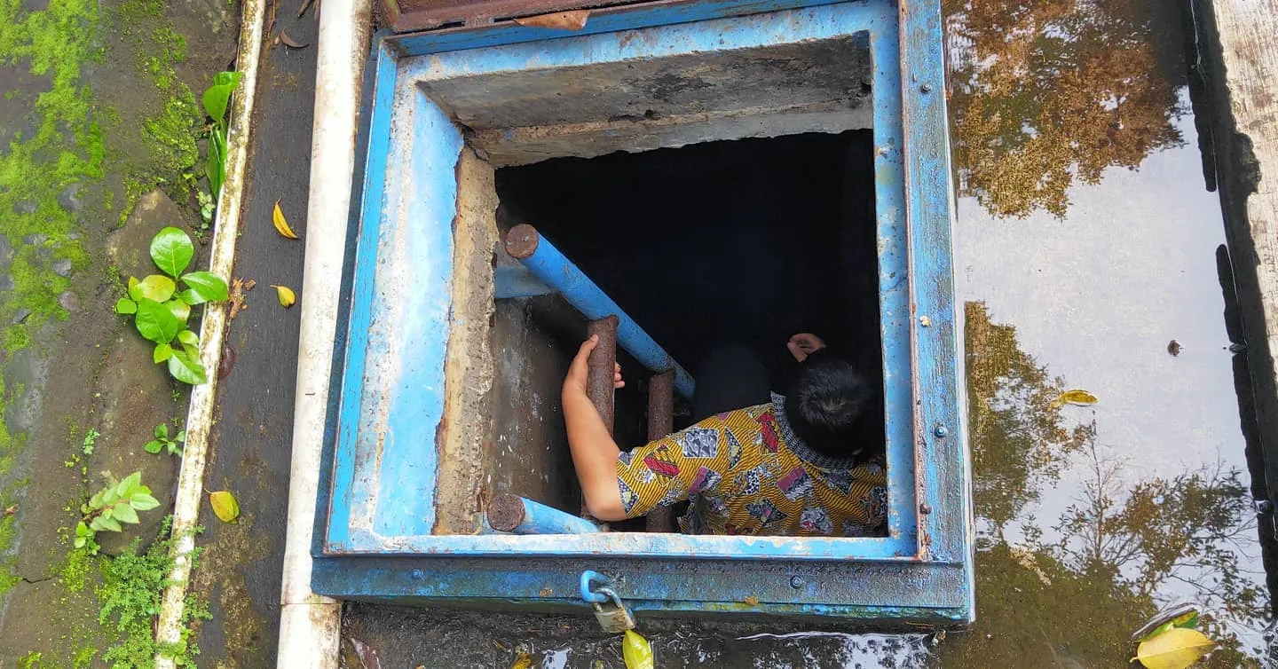 Dirut Perumdam Lumajang Pastikan Pelayanan Hingga Turun Langsung