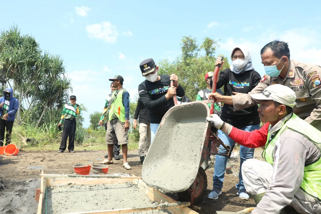 Jalur Pasirian - Tempurasari Lumajang Selatan Mulai Dibangun