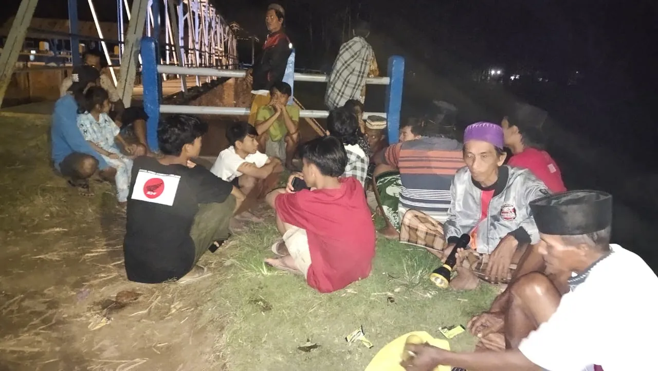 Pencarian Bocah Tenggelam di Sungai Bondoyudo Lumajang Hingga Malam