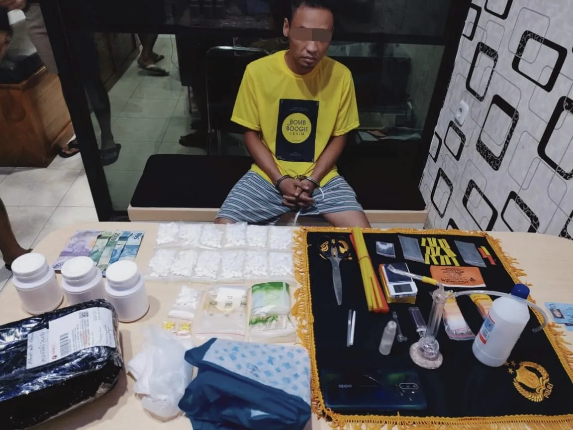 Pengedar Sabu dan Pil Koplo Asal Desa Boreng Lumajang Ditangkap