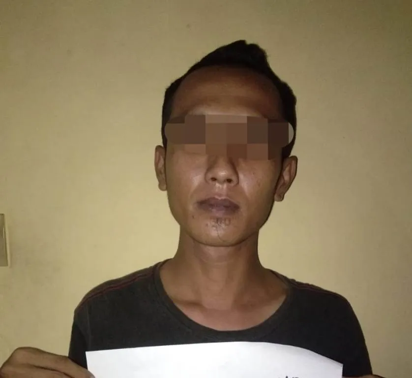 Asyik Hisap Rokok, Maling Laptop Tertangkap Warga Karanganyar Lumajang