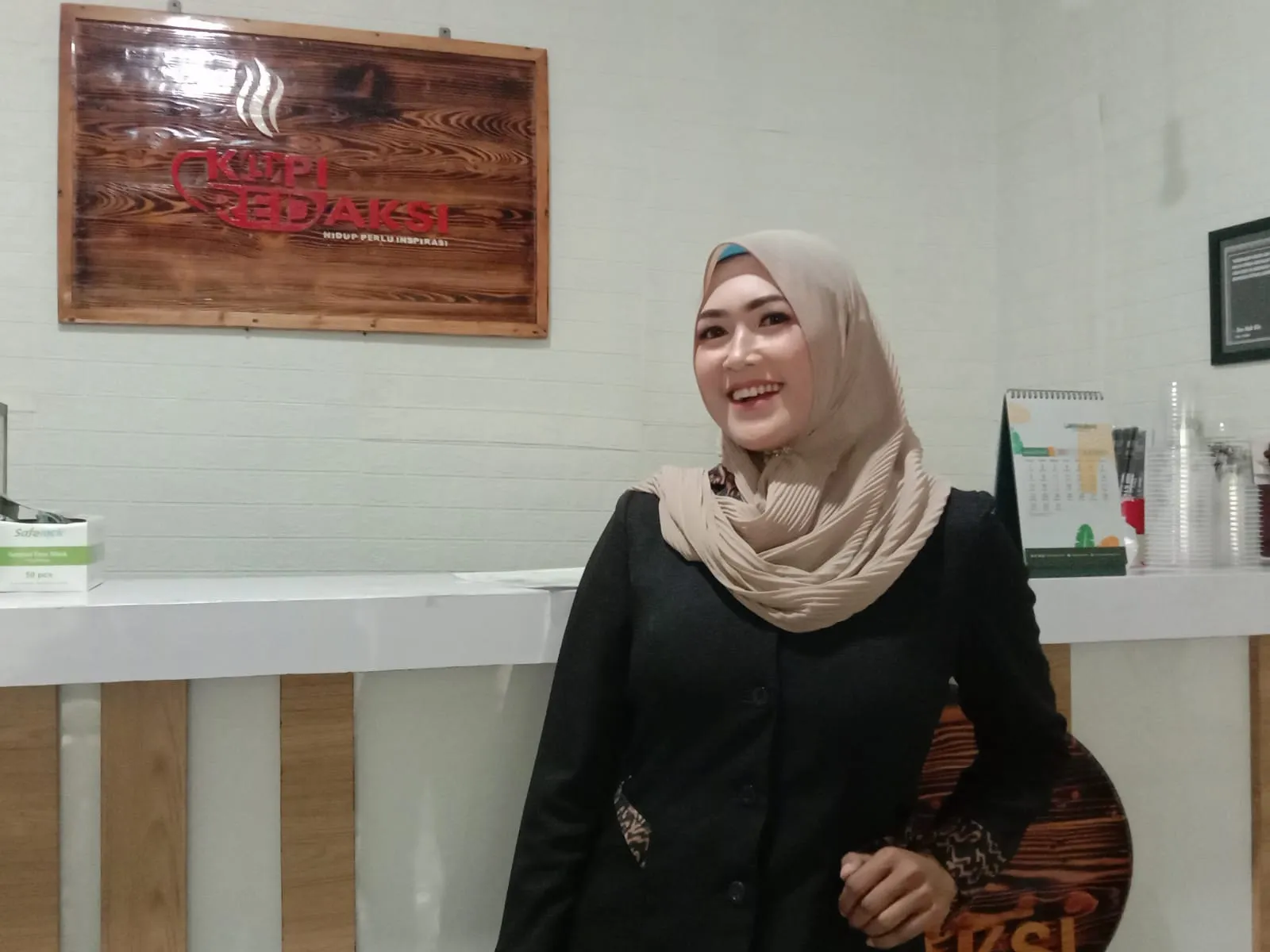 Anggun Mell Si Guru Cantik Berperan Mafia di Film Begal Lumajang