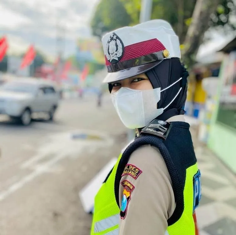 Briptu Yuke Polwan Satlantas Polres Lumajang Ukir Banyak Prestasi