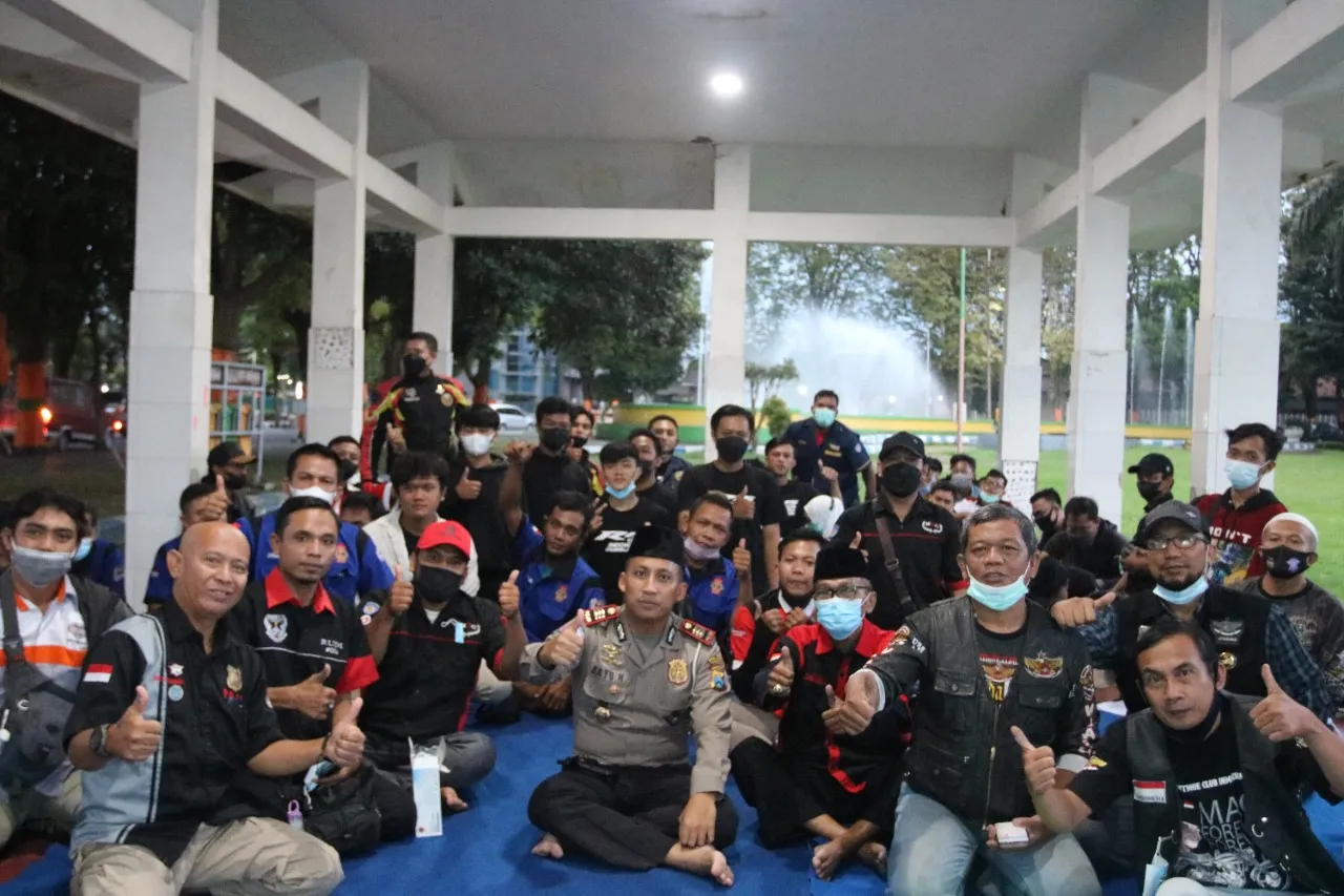 Satlantas Polres Lumajang Gandeng Komunitas Motor Wujudkan Mudik Aman