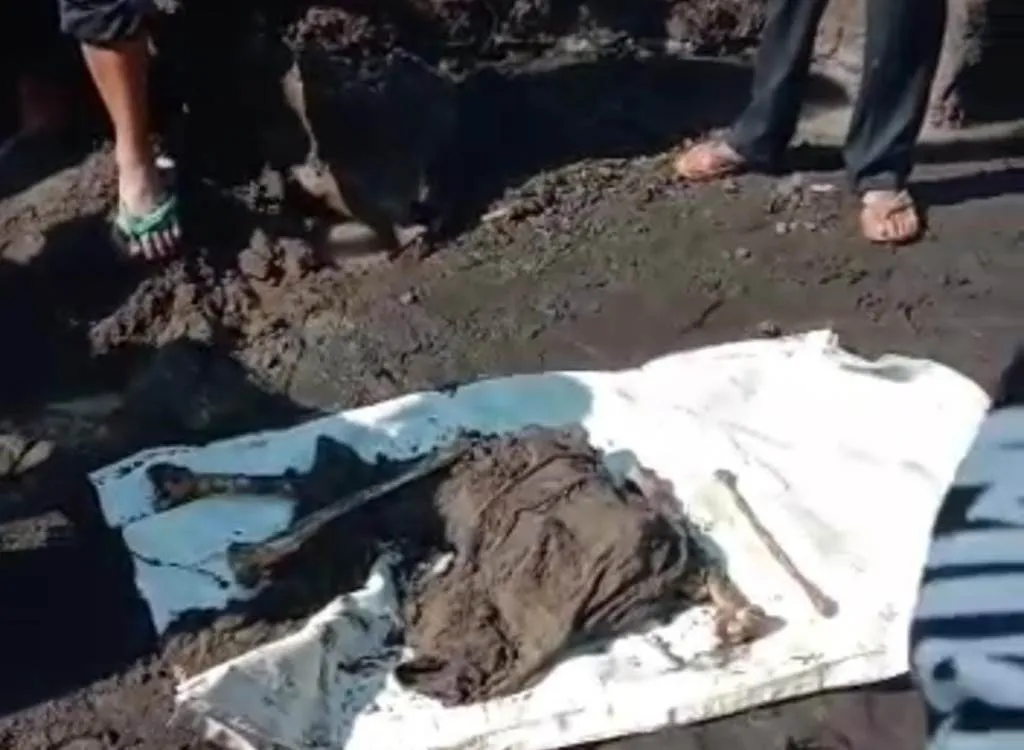 Pencari Pasir Temukan Tulang Korban Semeru di Kampung Renteng Lumajang
