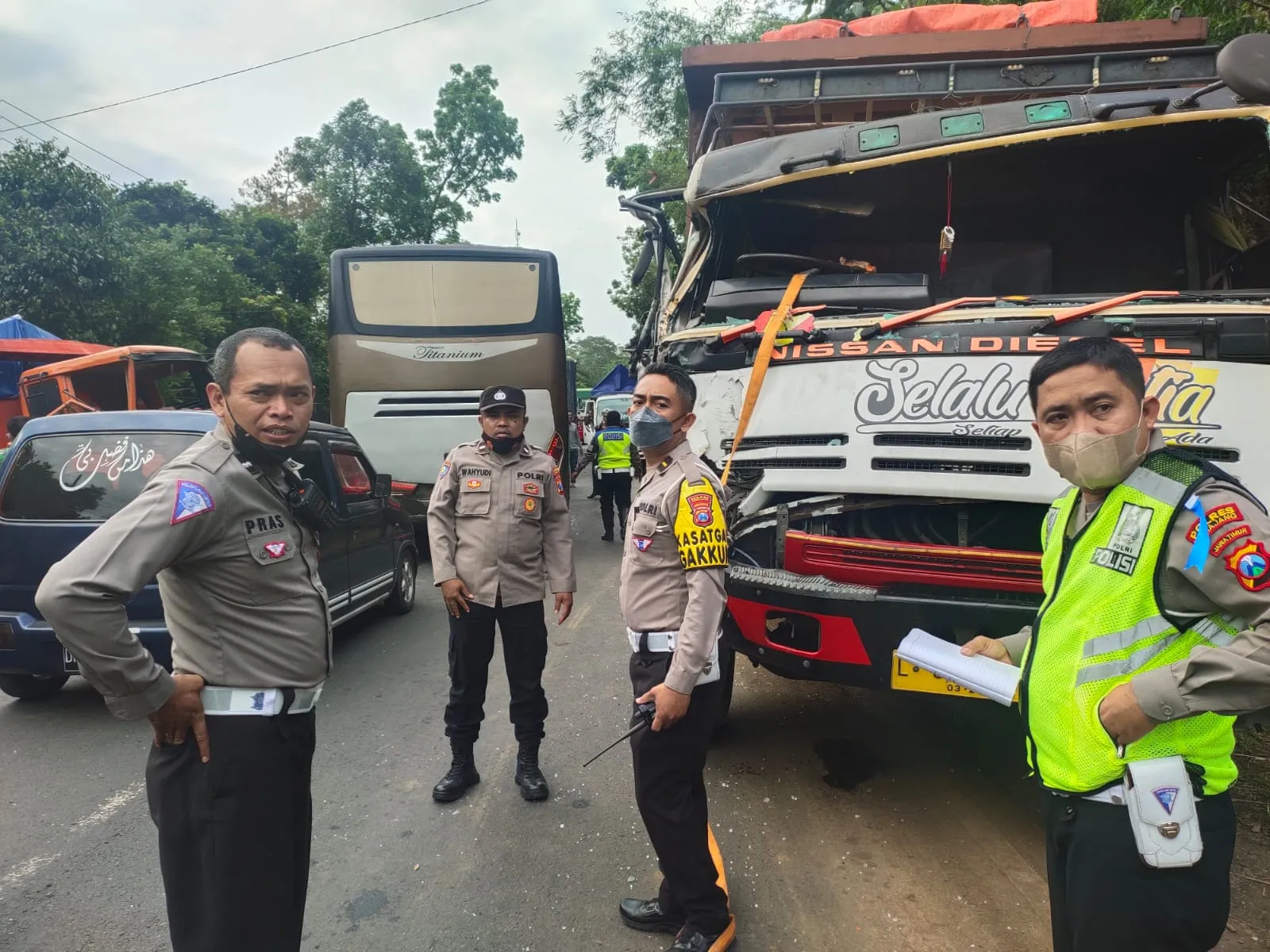 2 Truk Tabrakan di Ranuyoso Lumajang, Satu Orang Alami Patah Kaki