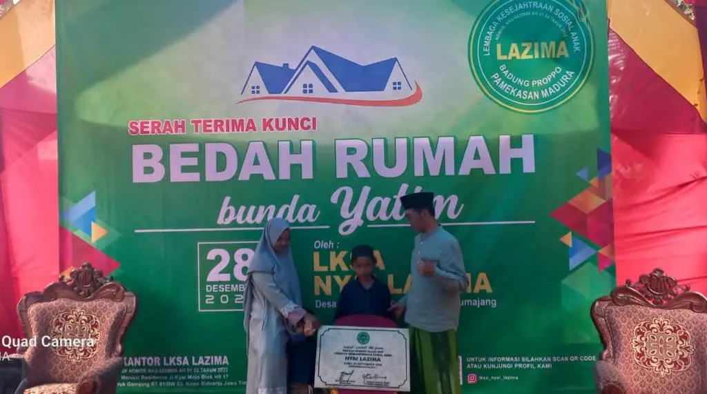 LKSA Nyai Lazima Beri Kunci Bedah Rumah Bunda Yatim Jugosari Lumajang