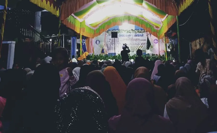 Sholawatan Bareng Habib Hasan dan Fahmi di Malam Tahun Baru
