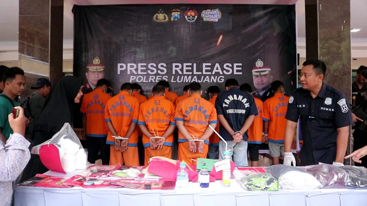 Seminggu Jabat Sebagai Kapolres Lumajang, Berhasil Tangkap 16 Pengedar Sabu