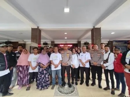 Belasan Pekerja Asal Lumajang Terlantar di Medan, Akhirnya Tiba di Bumi Arya Wiraraja