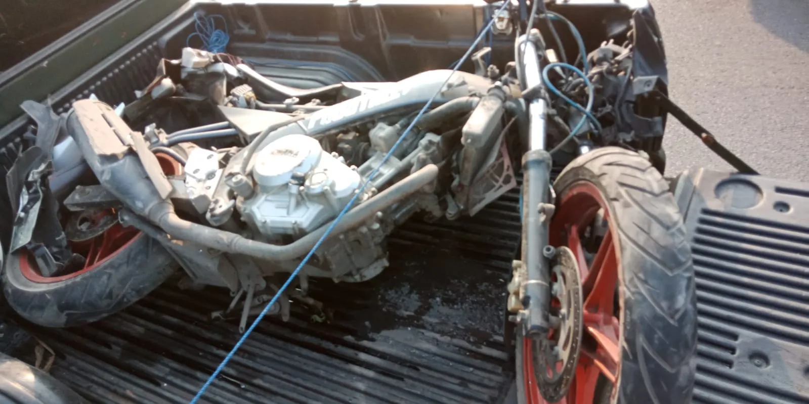 Bruak, Menyalip Kendaraan Lain Pemotor Meninggal Dunia di Desa Lempeni Lumajang