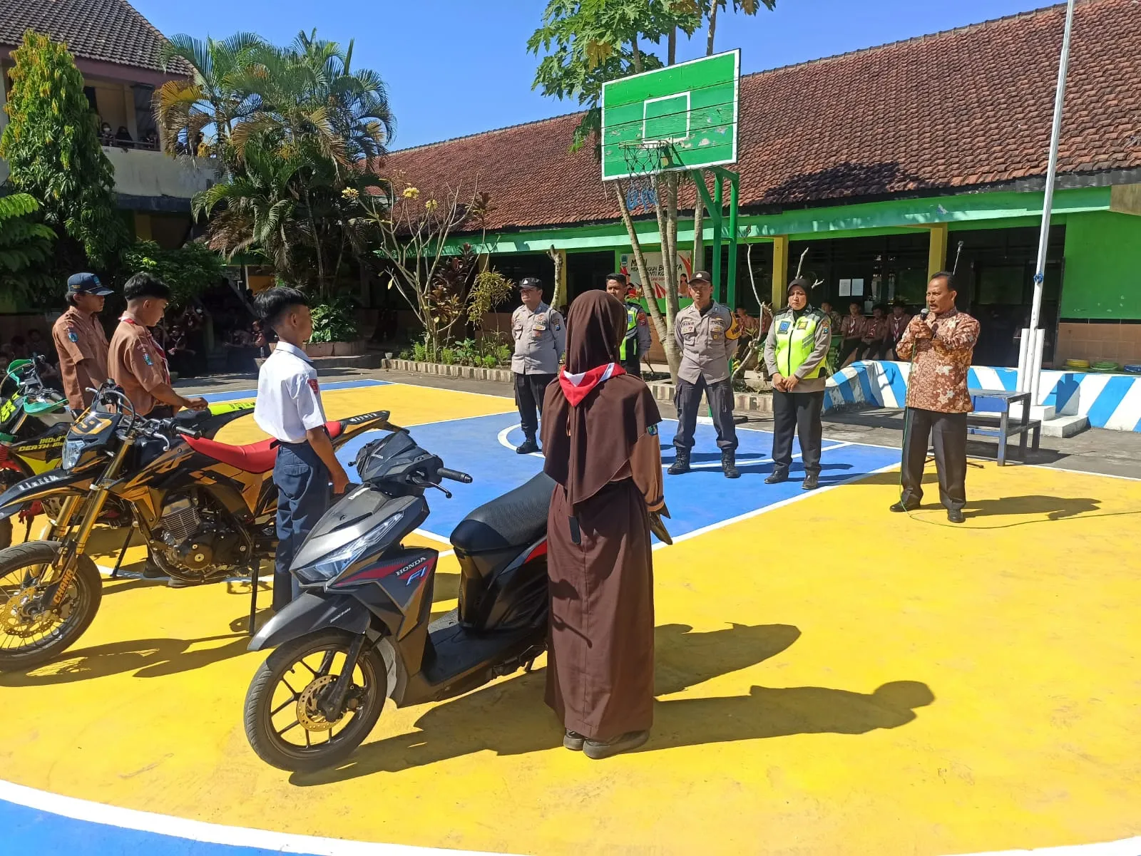 Satlantas Lumajang Gencar Operasi Knalpot Brong di Sekolah