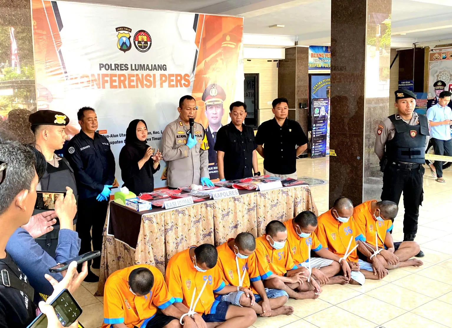 Sebulan Satres Narkoba Polres Lumajang Tangkap 8 Tersangka Sabu