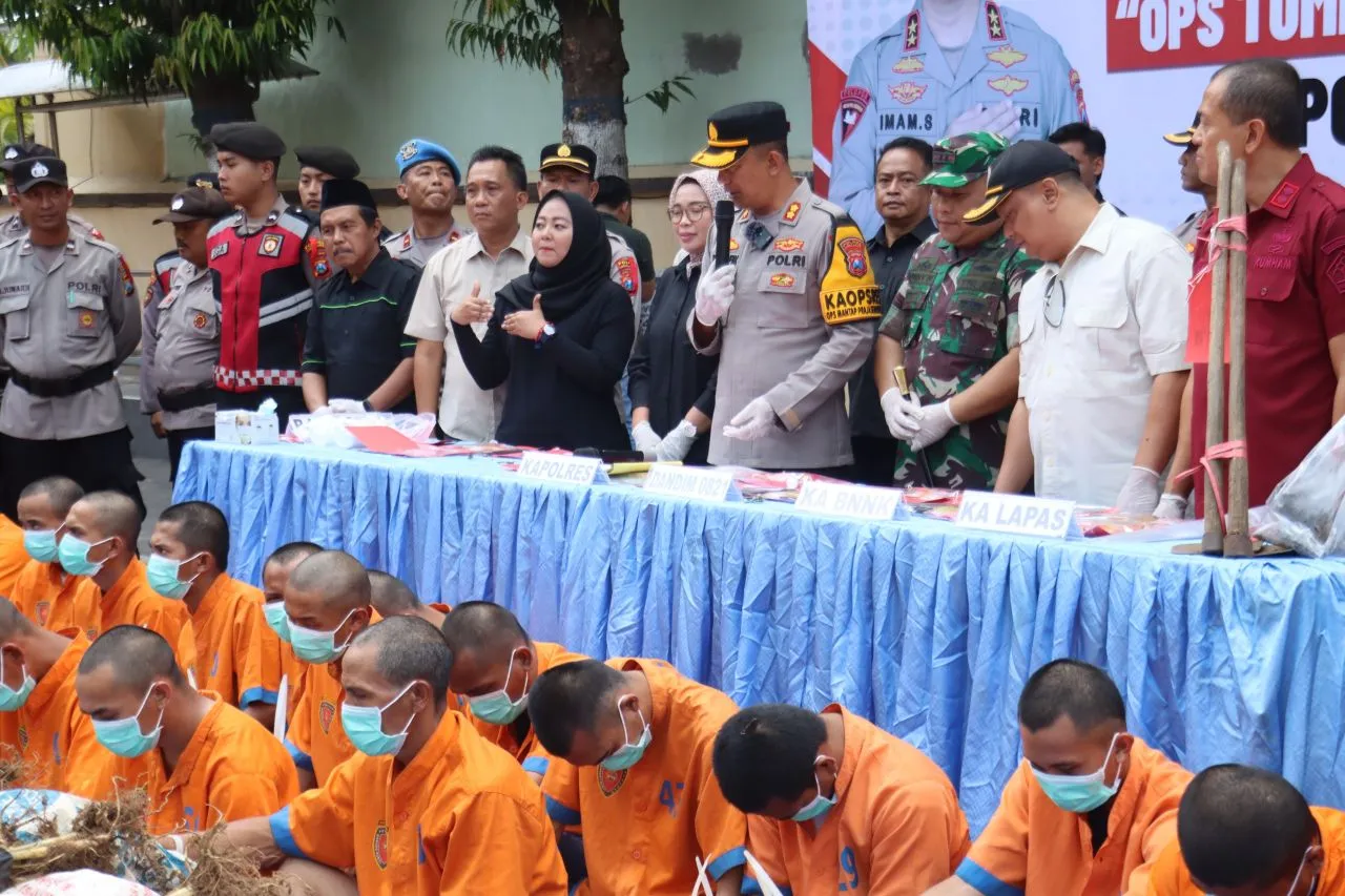 Operasi Tumpas Narkoba Polres Lumajang Amankan 20 Tersangka