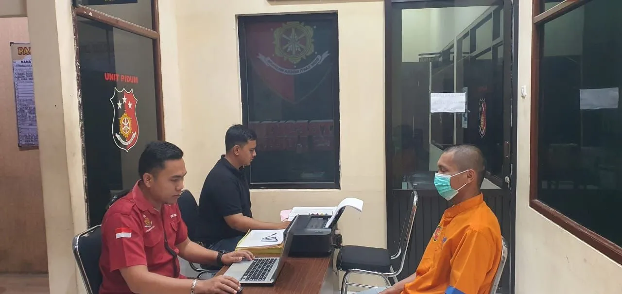Panjat Tembok, Maling Ayam di Desa Tegalrandu Lumajang Dibekuk Polisi