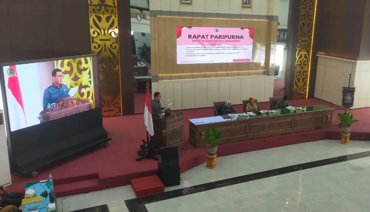 Lewat Sidang Paripurna, DPRD Setujui APBD Lumajang TA 2024
