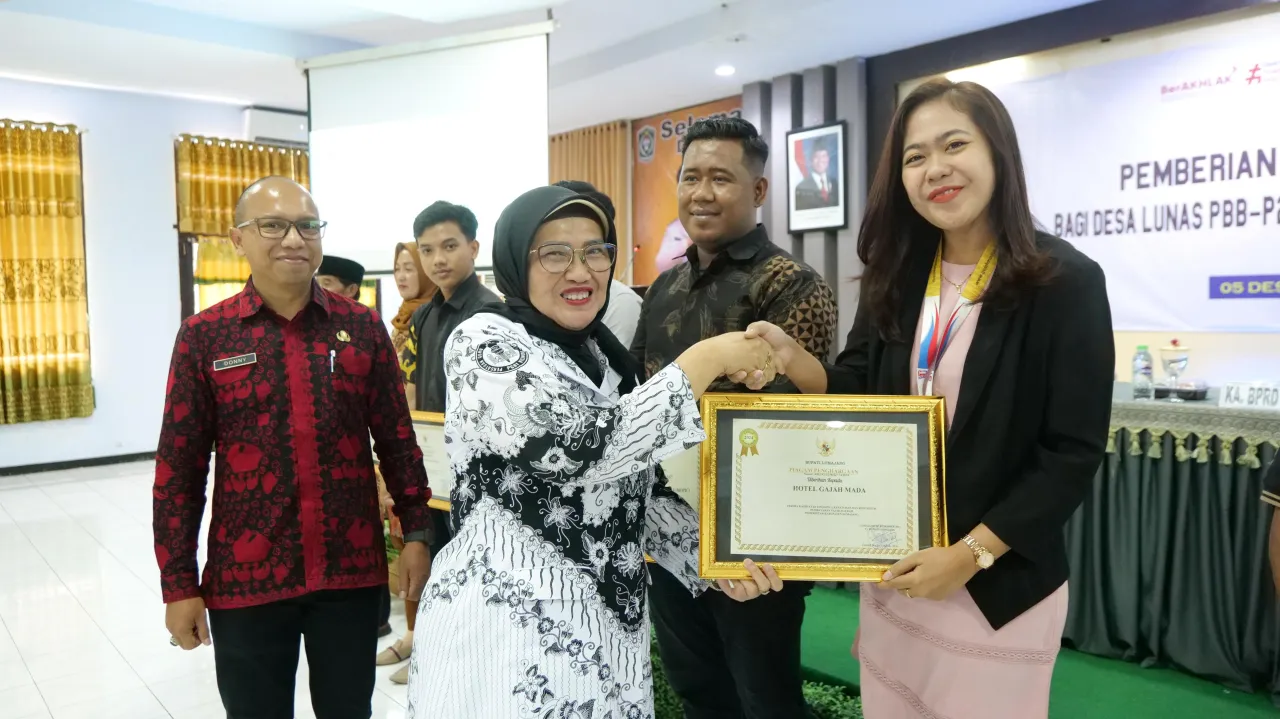 Pemerintah Lumajang Apresiasi Wajib Pajak Patuh dan Desa Lunas PBB P2