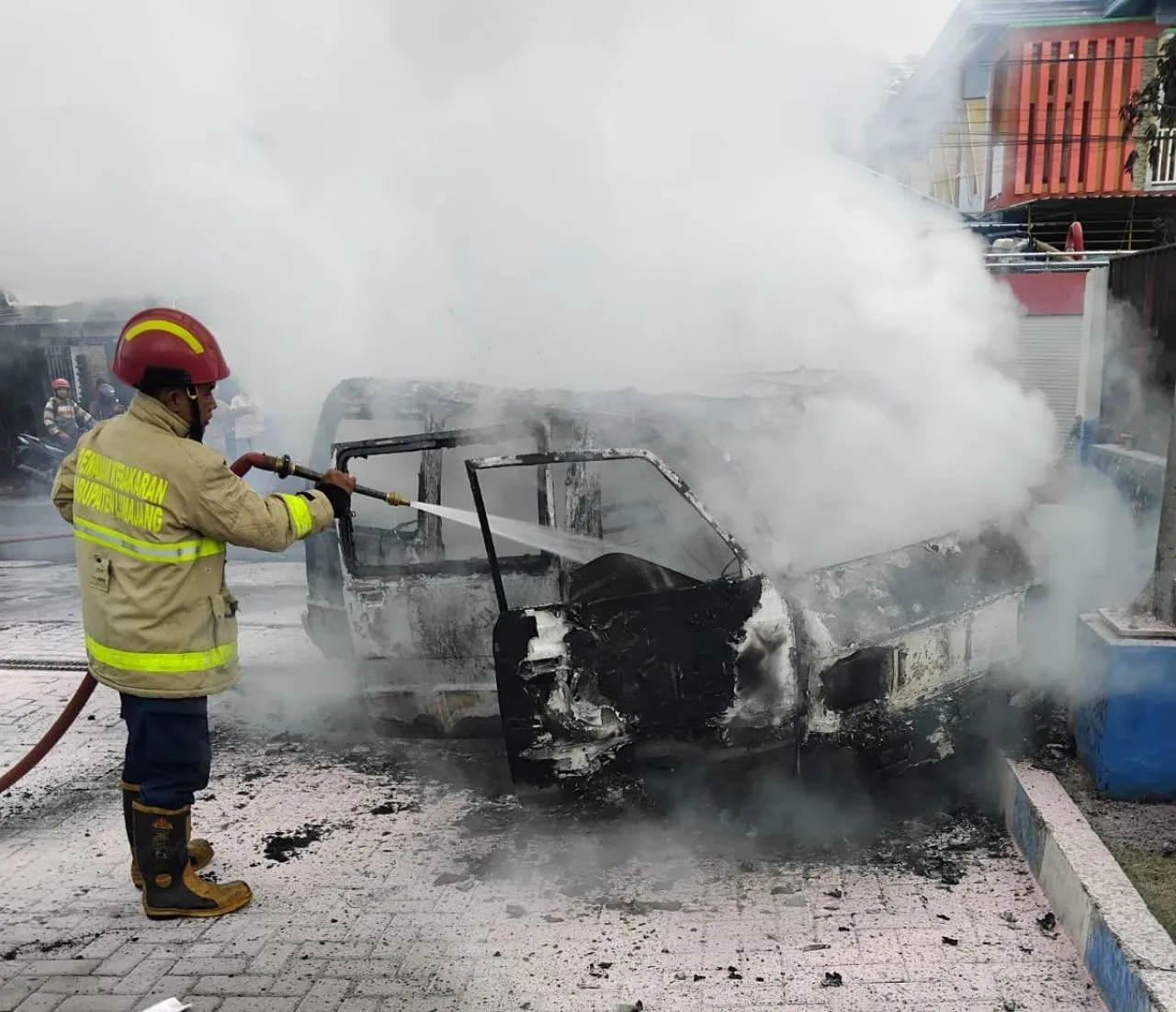 Mobil Terbakar di SPBU Sumberjati Lumajang, Ini Pemiliknya