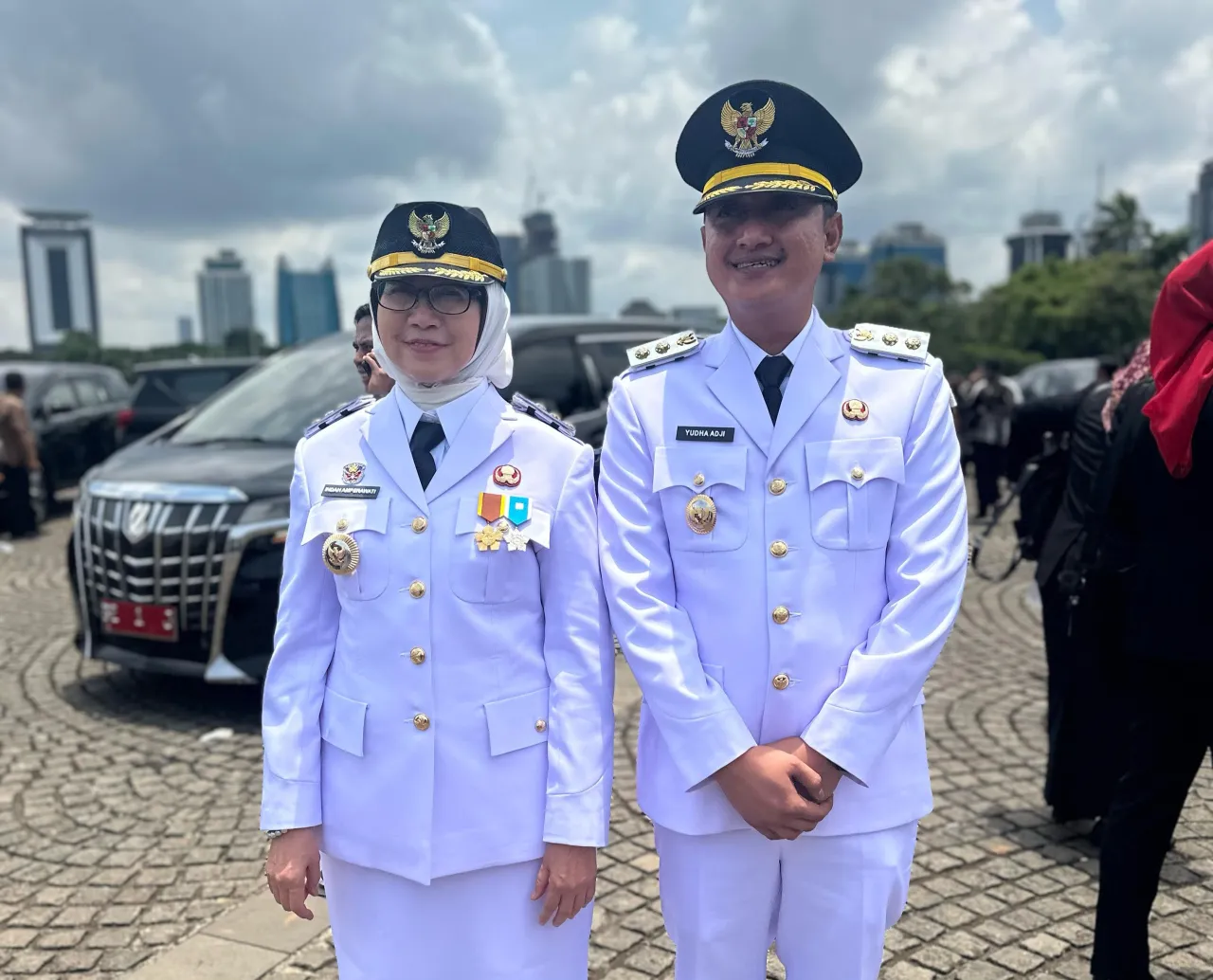 Resmi Dilantik Presiden, Indah-Yudha Komitmen Ciptakan Pemerintahan Lumajang Bebas Korupsi