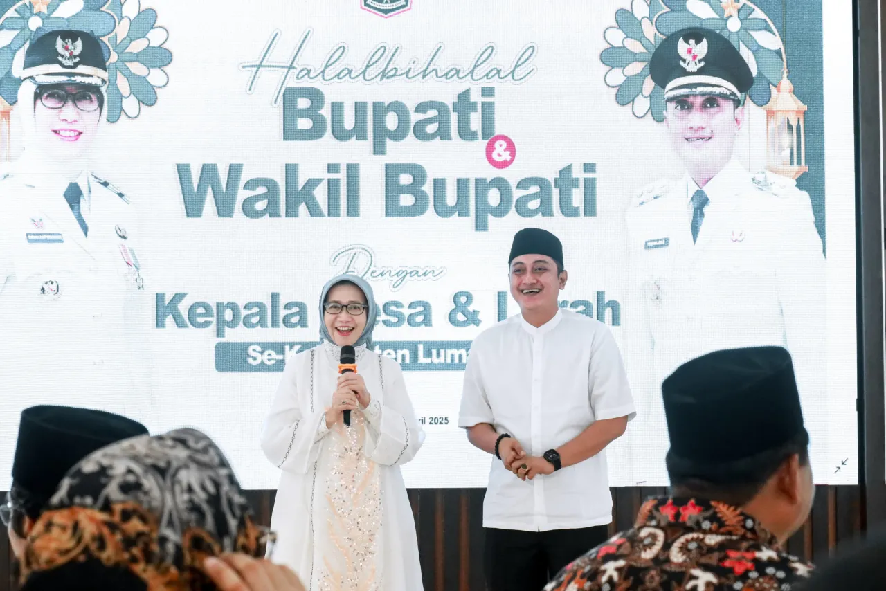 Pemkab Lumajang Berikan Motor Operasional untuk Kepala Desa