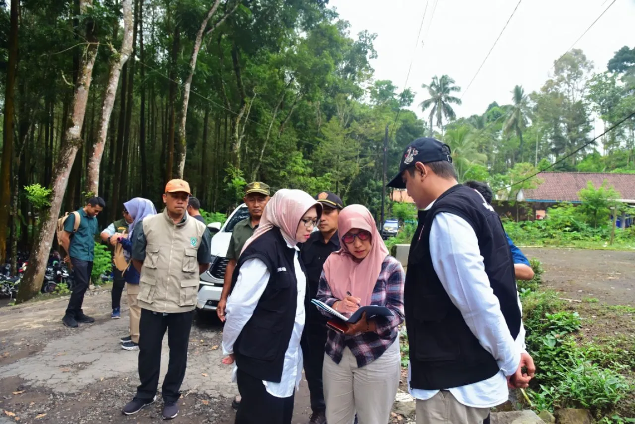 Pemkab Lumajang Prioritaskan Akses Jalan Wisata Kalipinusan Sebagai Investasi Pembangunan