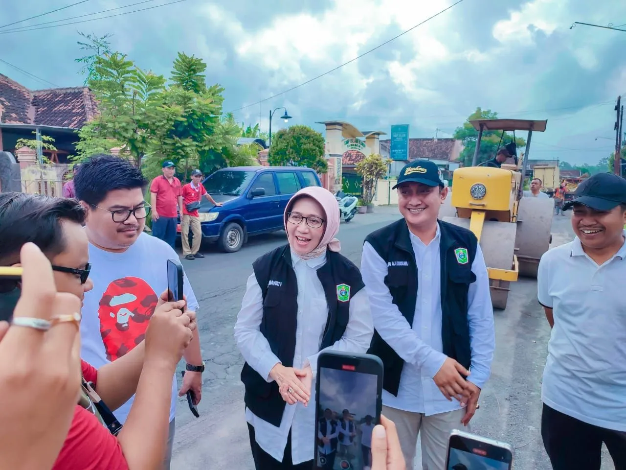 Pemkab Lumajang Tinjau Jalan Rusak di Tiga Kecamatan, Prioritaskan Perbaikan Bertahap