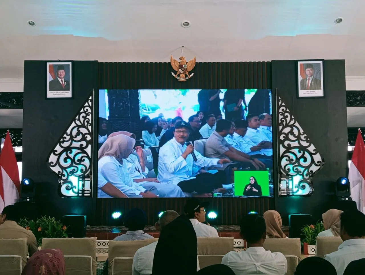 Kemensos Dorong Peningkatan KPM PKH di Lumajang Lewat Inovasi Kertas dari Pelepah Pisang