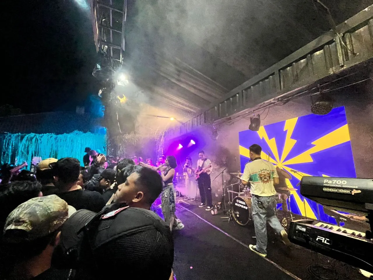 Arlinda Putri Guncang Panggung Parti Libur Magnolia Lumajang, Penonton Penuh Joget