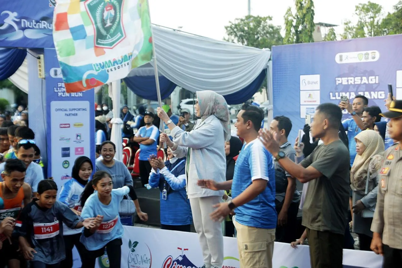 Pemkab Lumajang Ajak Warga Hidup Sehat Lewat Persagi Fun Run 2025