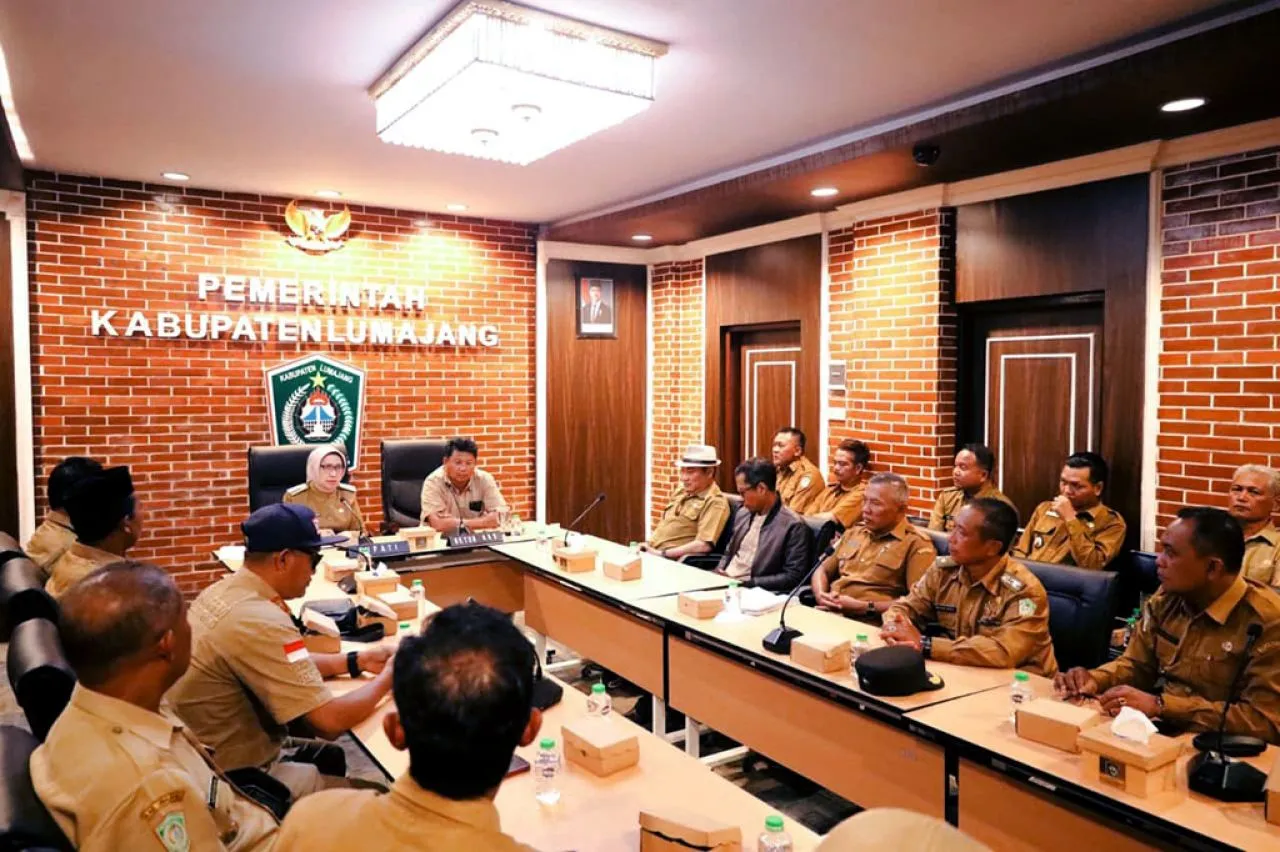 Bupati Lumajang Dorong Sekolah Pilih Destinasi Wisata Lokal