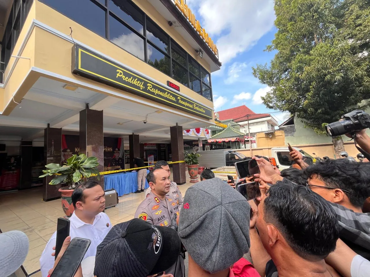 Bansos Halu Rp4,5 Juta, Warga Pakel Lumajang Bongkar Tipu-Tipu Pegawai Gadungan