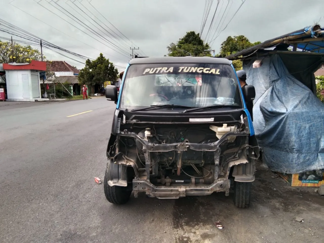 Pick-up Tabrak Beat di Jatiroto Lumajang, Ibu dan Anak Jadi Korban