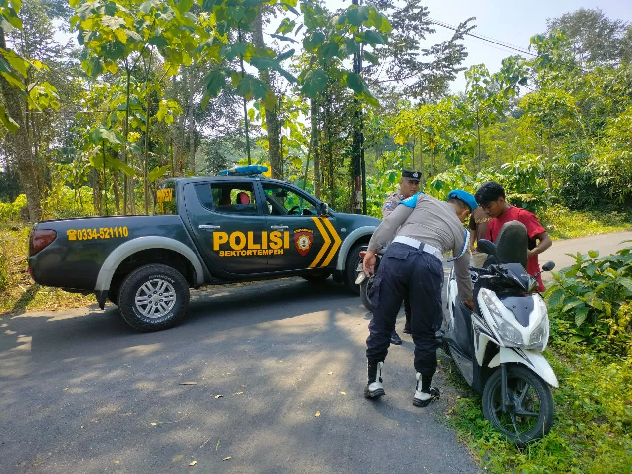 Marak Curanmor, Polsek Tempeh Turun Jalan! Patroli Ketat di Desa Besuk