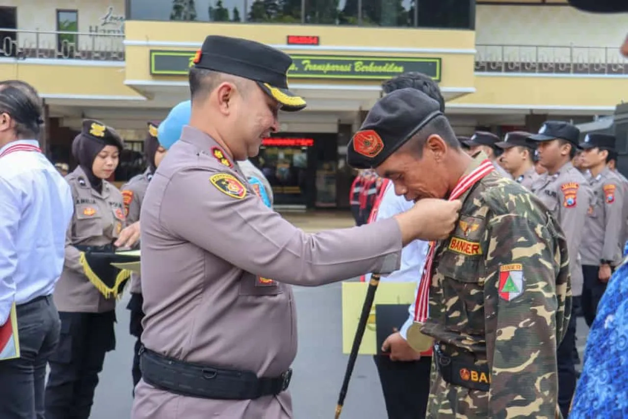 Banser Yosowilangun Dapat Reward Polres Lumajang atas Peran Ungkap Kasus Kriminal