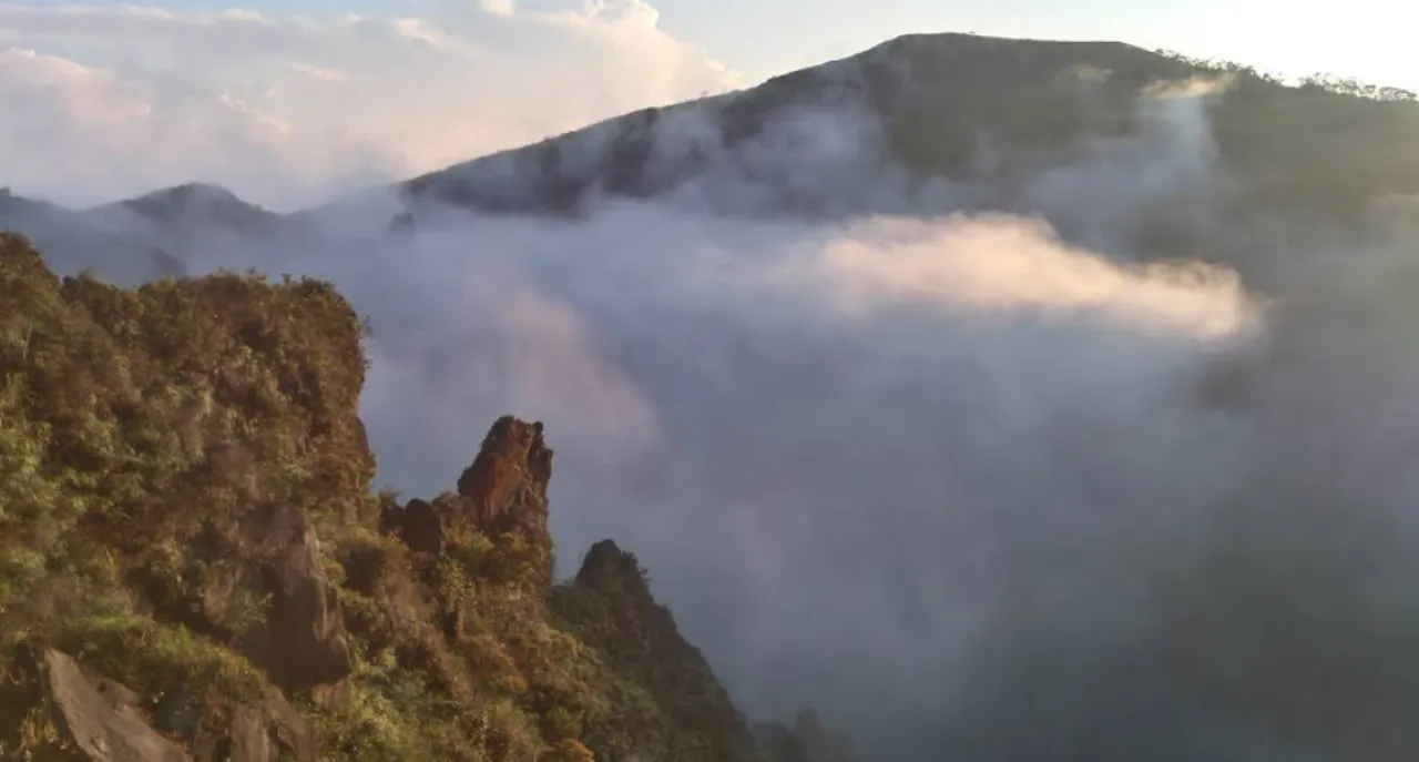 Gunung Lamongan, Pesona Gunung Api Kecil di Utara Lumajang
