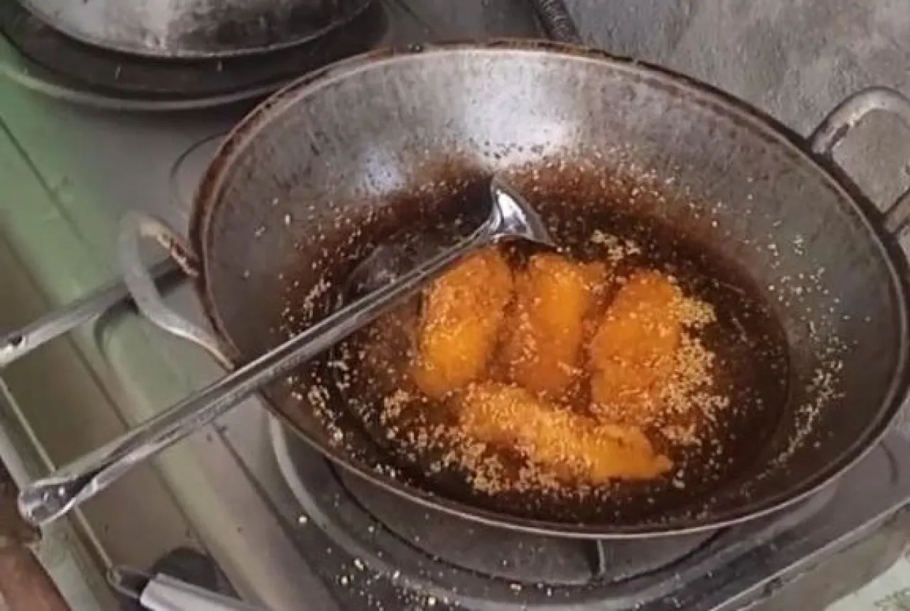 Pisang Goreng Alisa Bakeri, Camilan Manis Gurih Andalan Ibu Hanifa di Lumajang
