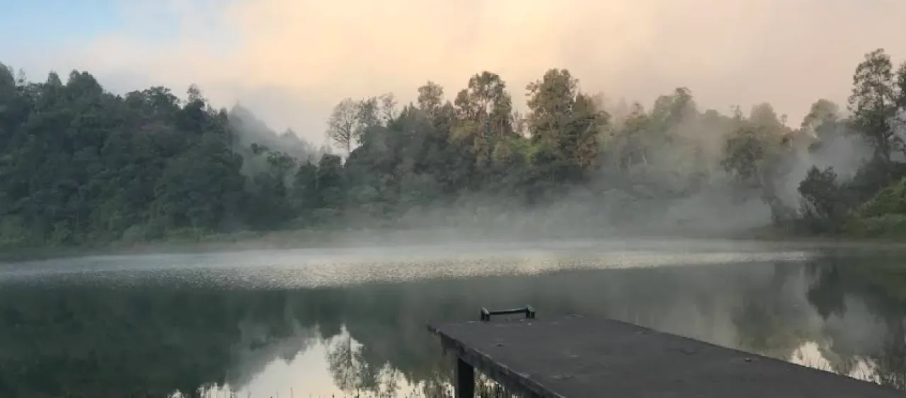 Ranu Regolo, Danau Tenang di Kaki Semeru yang Memikat Hati