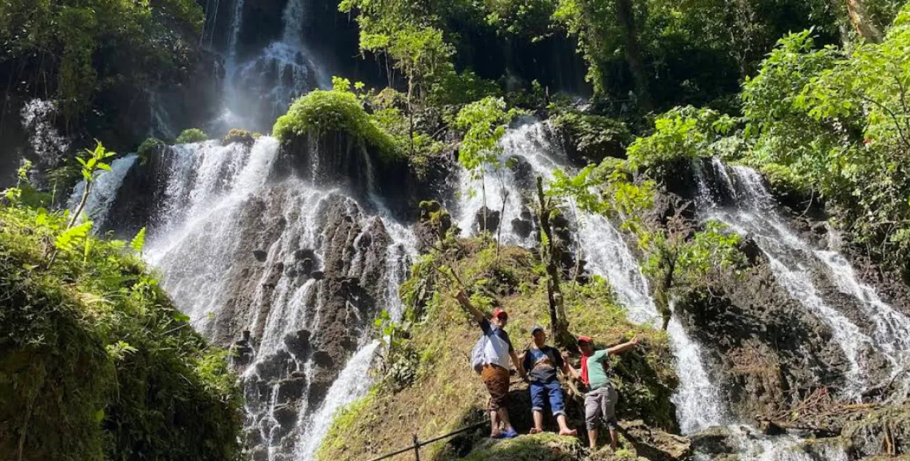 Air Terjun Goa Tetes, Pesona Alam Eksotis di Pronojiwo Lumajang