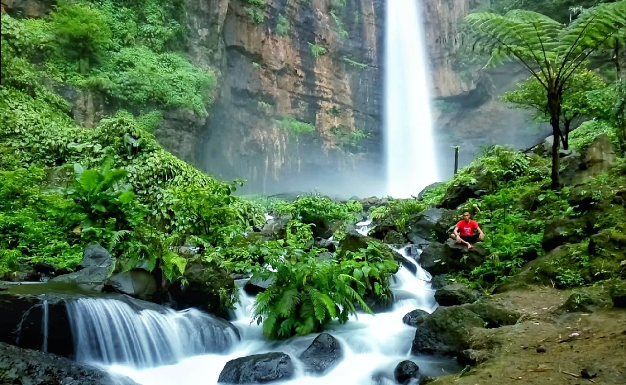 Air Terjun Kapas Biru, Surga Tersembunyi di Desa Mulyoarjo Lumajang
