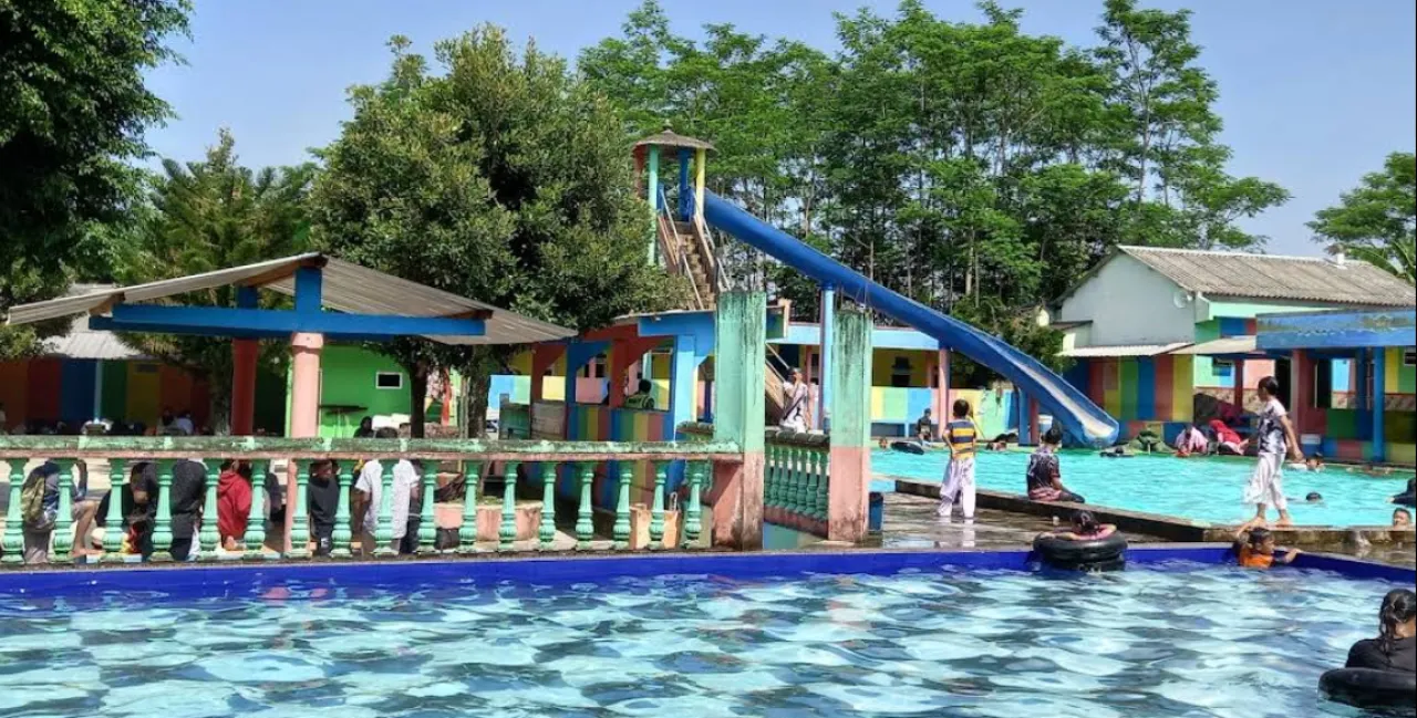 Pemandian Surojoyo, Wisata Air Favorit di Tengah Kota Lumajang