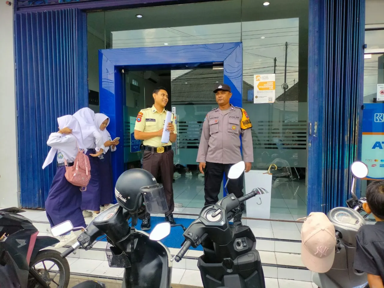 Polsek Tempeh Tak Beri Celah Pelaku Kejahatan, Patroli ATM Siang Malam Jaga Uang dan Nasabah!