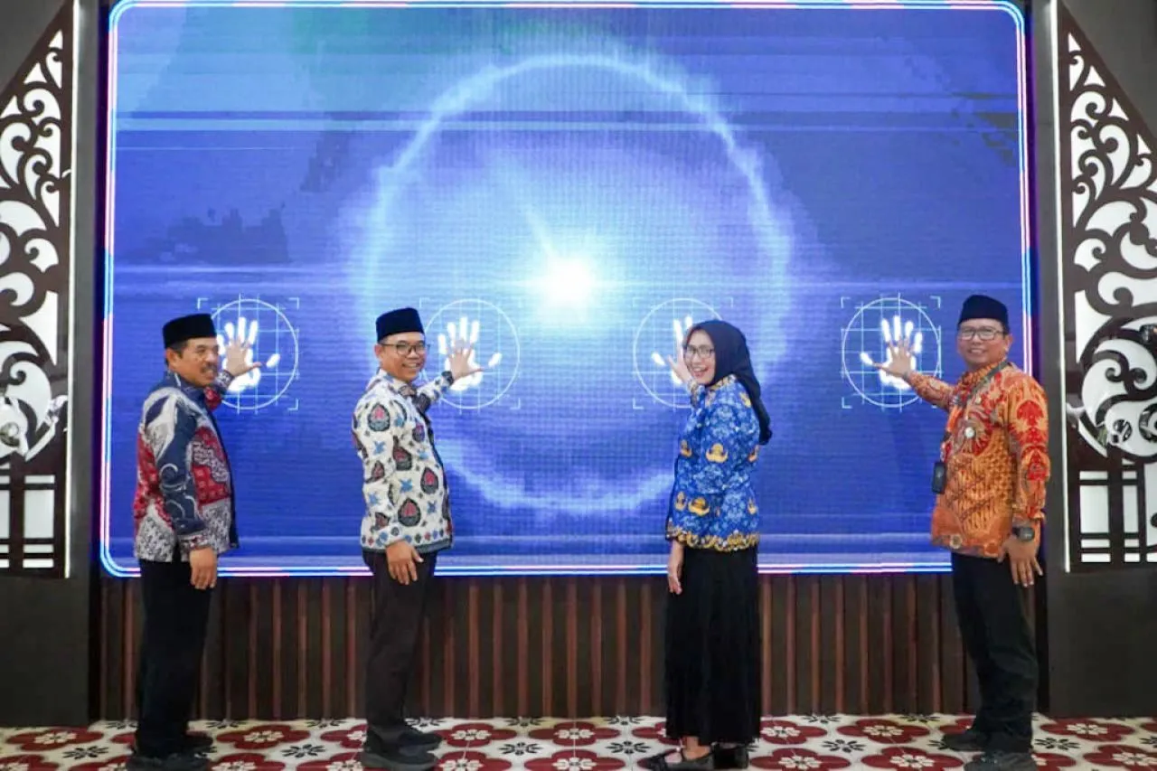 Bupati Indah Amperawati Launching Gema Berbaris, Wujudkan Madrasah Berkarakter dan Kompetitif