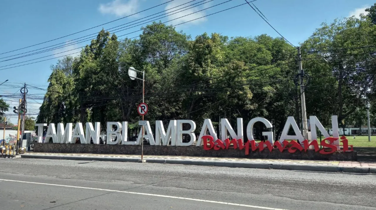 Taman Blambangan, Ruang Hijau Ikonik di Jantung Kota Banyuwangi