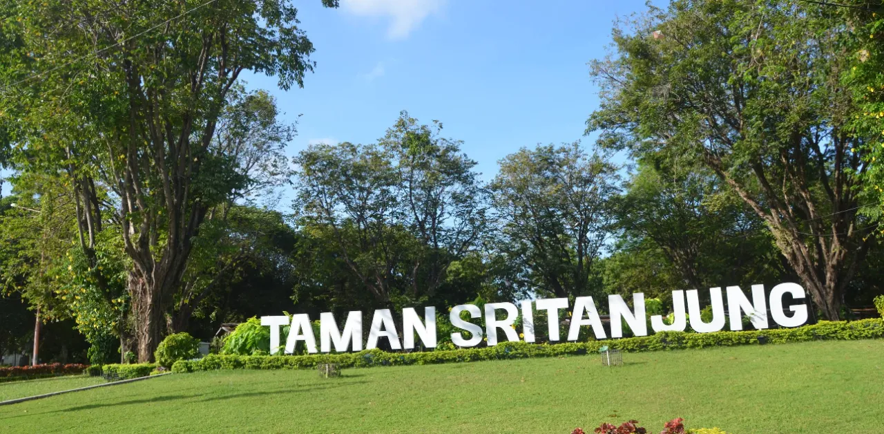 Taman Sritanjung, Ruang Hijau Ikonik di Jantung Kota Banyuwangi