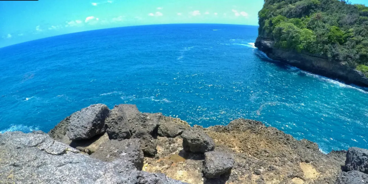 Teluk Bidadari, Surga Tersembunyi di Ujung Selatan Malang