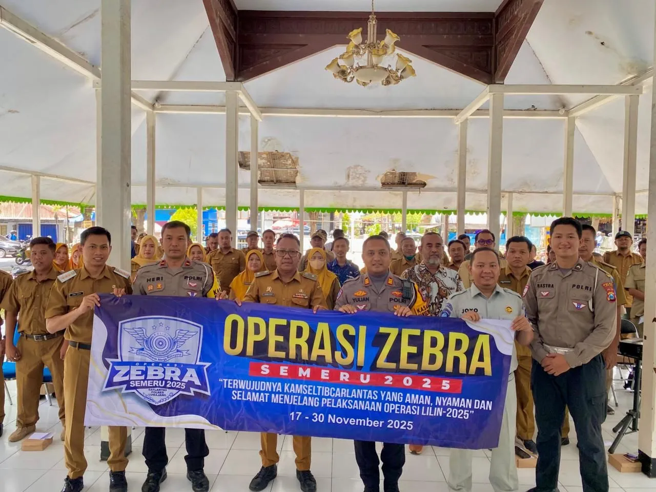 Satlantas Polres Lumajang Gencarkan Edukasi Keselamatan Lalu Lintas di Pasirian