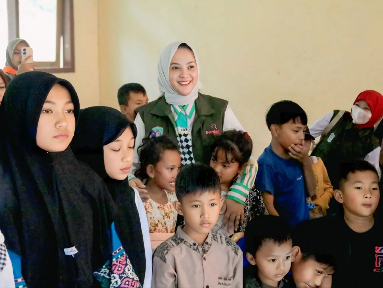 Pemulihan Psikologis Penyintas Semeru Dimulai dari Perlindungan Kelompok Rentan